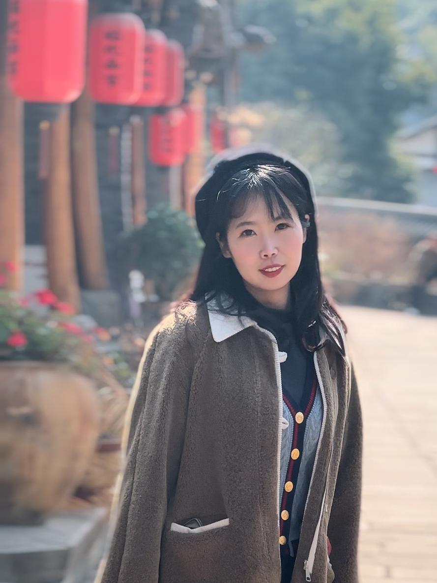 外国语学院教师简介——王蕾